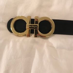 Reversible Salvatore Ferragamo belt.